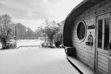 photo-sauna-sous-la-neige-chateau-saint-gilles